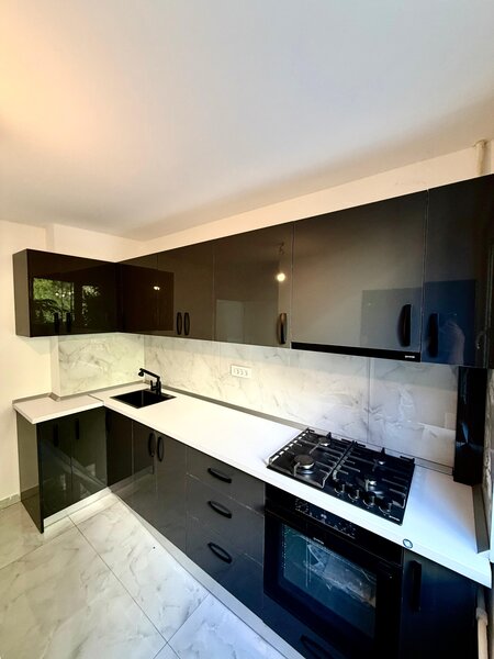 Drumul Taberei, Favorit,