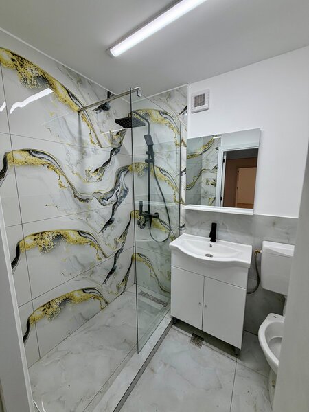 Drumul Taberei, Favorit,